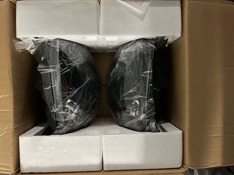 2002–2005 Nissan Altima Headlights (Black housing)