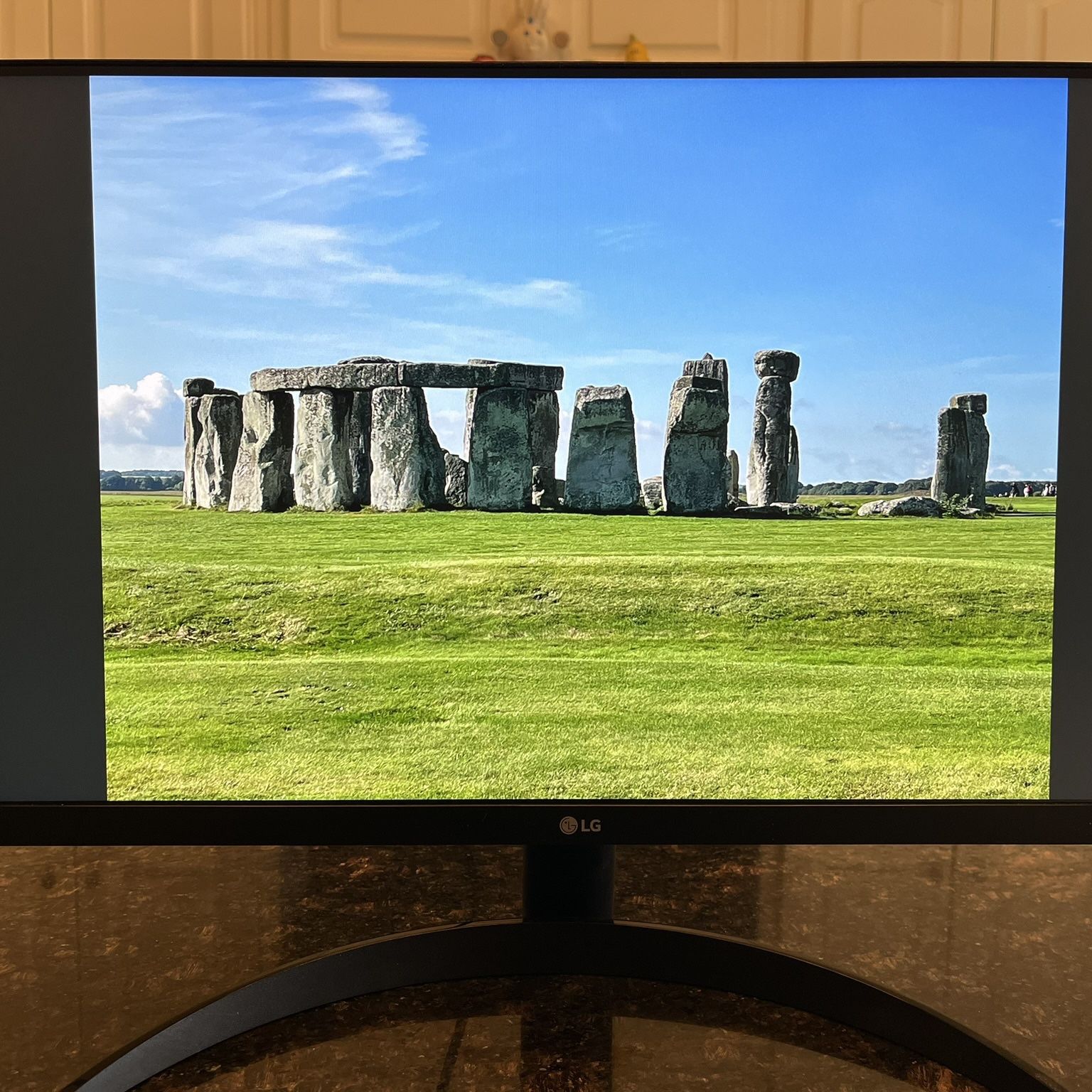 LG 24” 2K Monitor for Sale in Clovis, CA - OfferUp