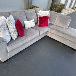 Grey Sectional Couch 