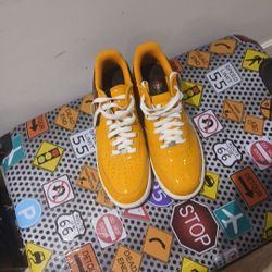 NIKE AIR FORCE ONE PREMIUM.  "2006 WORLD CUP PORTUGAL" SIZE 13