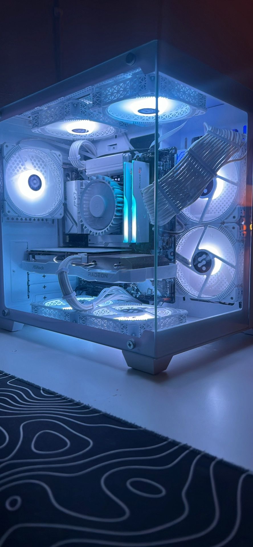 White Gaming Pc | Rx 6600 | Intel 14100F | 32GB DDR5 |