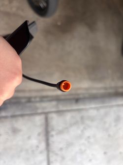 Qlife spark plus headlight with 3 pin connectors