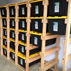 10 storage containers pick up asap $80 for all 10