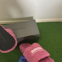 NEW!  Balenciaga Faux Fur Slide Slippers Pink Men's Size 9 