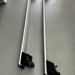 Audi Carrier Bars Roof Racks 2018-2021. OEM 26R-030568 New.