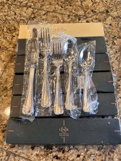 LENOX Vintage jewel frosted stainless steel flatware