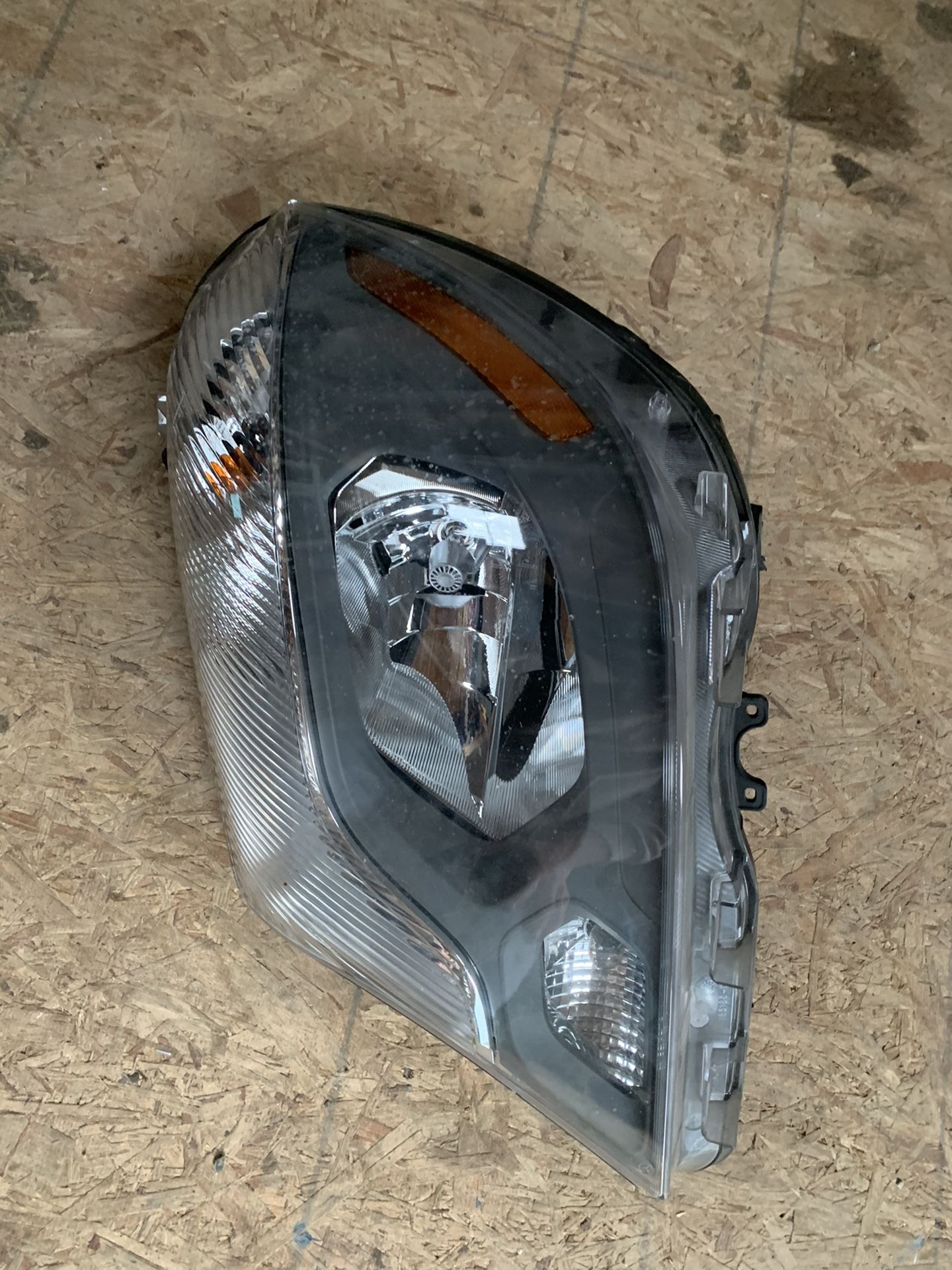 Left Headlight