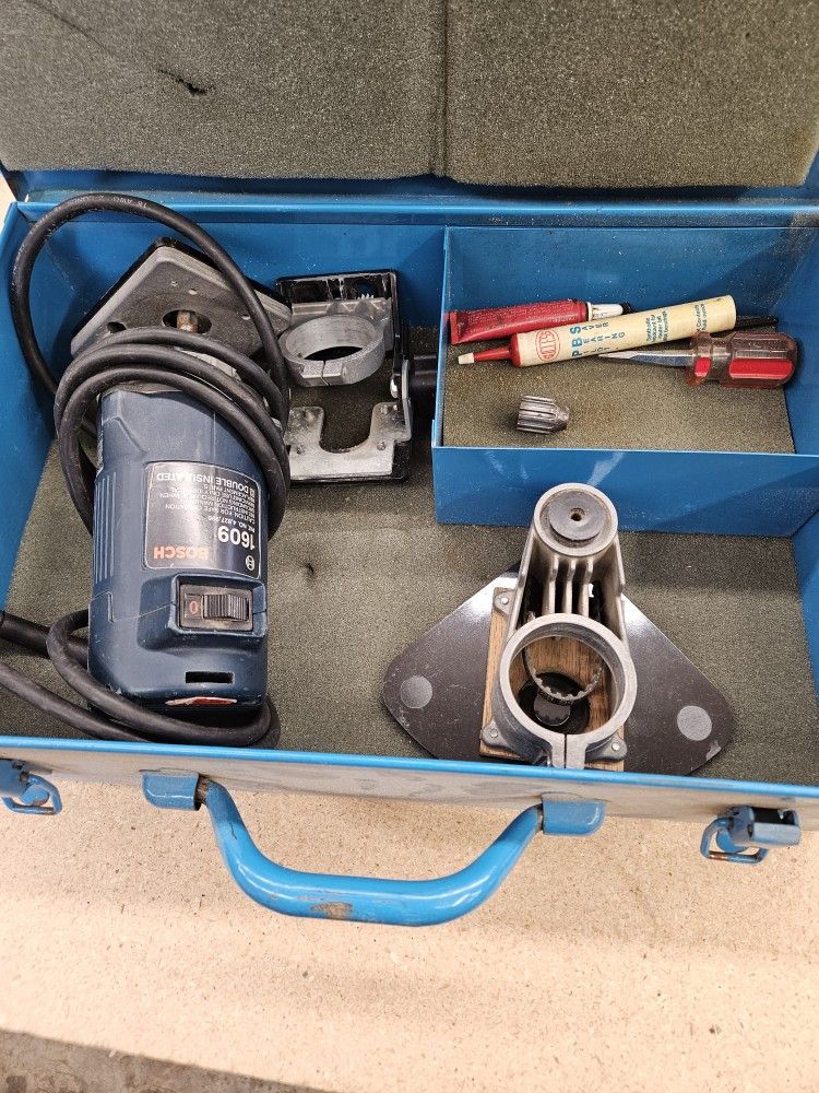 Bosch Trim Router With Offset Base, Angle Base, Regular Base