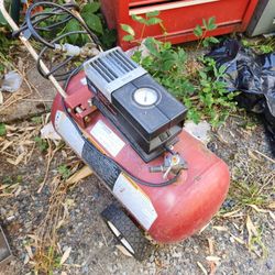 Coleman 20? gallon portable air compressor and tank works electric 

Good solid tank. I believe it is 20 gallons 