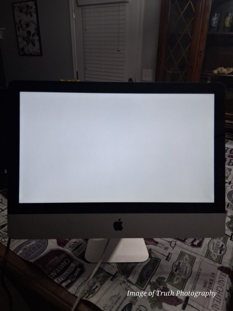 Apple IMac 24 Inch Monitor