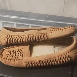 UGG SHOES