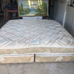 King Size Mattress And Box Spring 