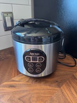 Aroma 8 Cup Digital Rice Cooker