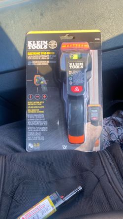 Electronic stud finder