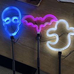 Halloween Decor 