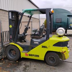 2021 Clark S35L Forklift - 7000 Lb Pneumatic - LPG - Connecticut