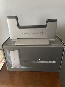 Henge Dock Vertical Dock for 15-inch MacBook Pro with Retina Display