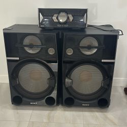 Sony Bluetooth speaker 