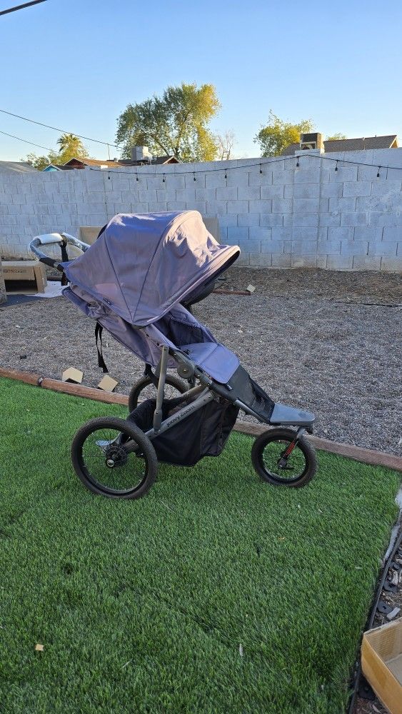 ***NEW***Joovy Zoom Lightweight Jogging Stroller.