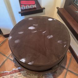 Round Ottoman 
