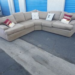 Modern Sectional Couch Gray 🛋 Very Clean 🛋
