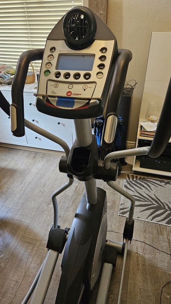 Schwinn 438 Elliptical Great Condition DELIVERY