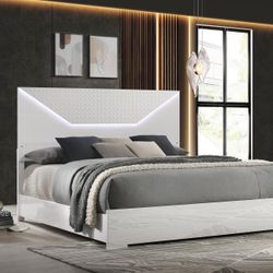 Queen Bed Frame with LED Lights / Cama Queen con Luces Led Nueva a Estrenar … Fast 🚚