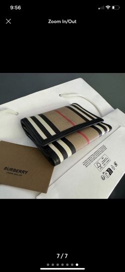 Burberry Unisex Authentic Wallet 
