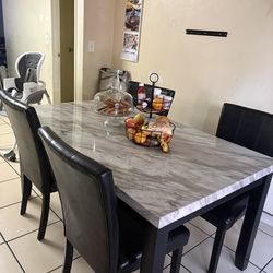 Marble table with 4 chair