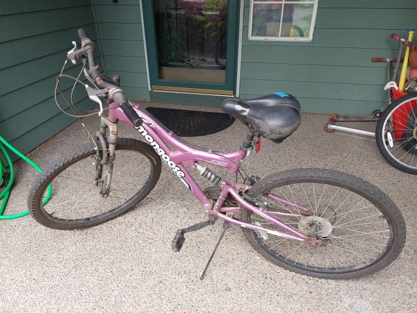 Mongoose Mountain Bike