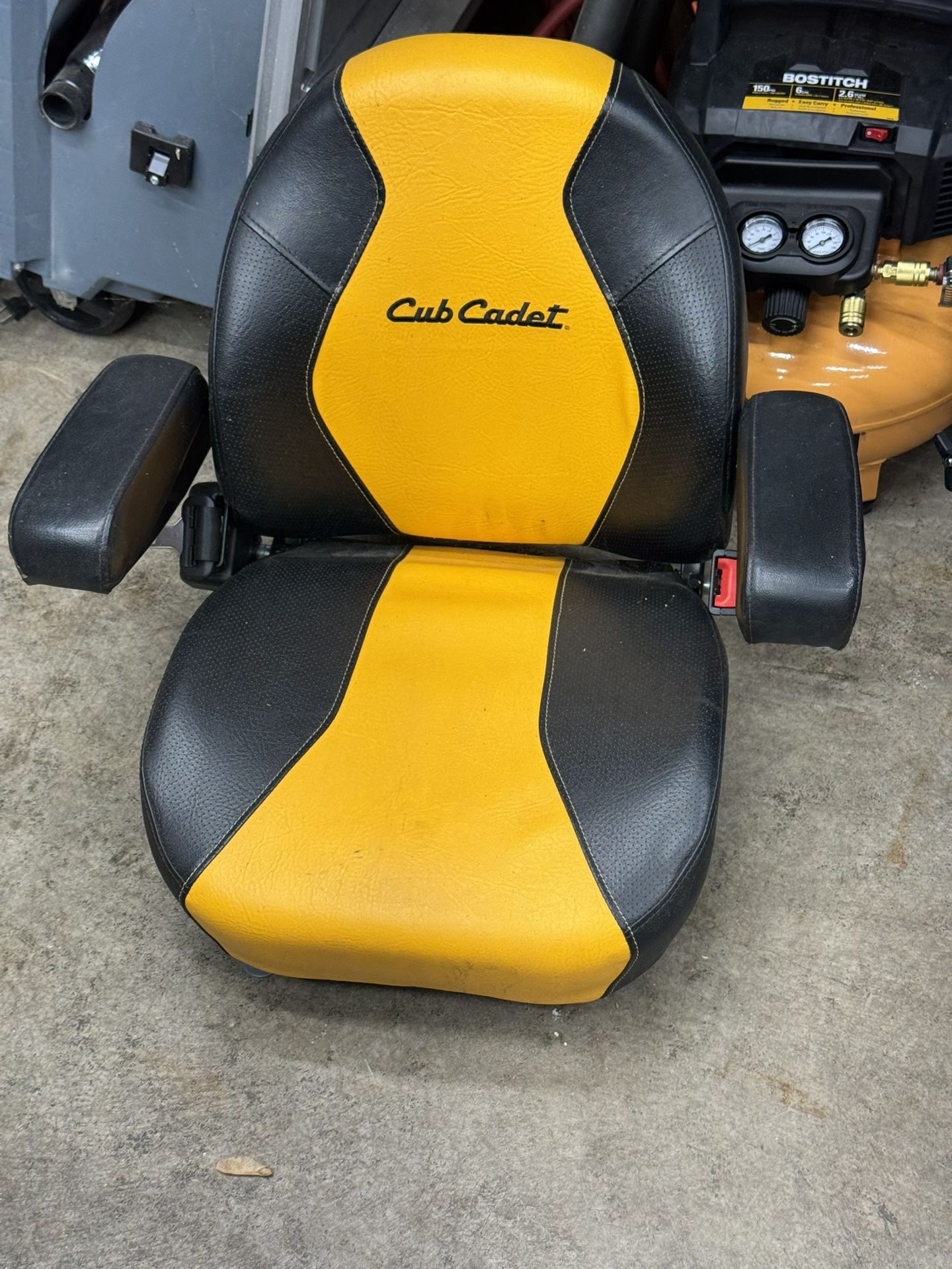 Cub Cadet Seat