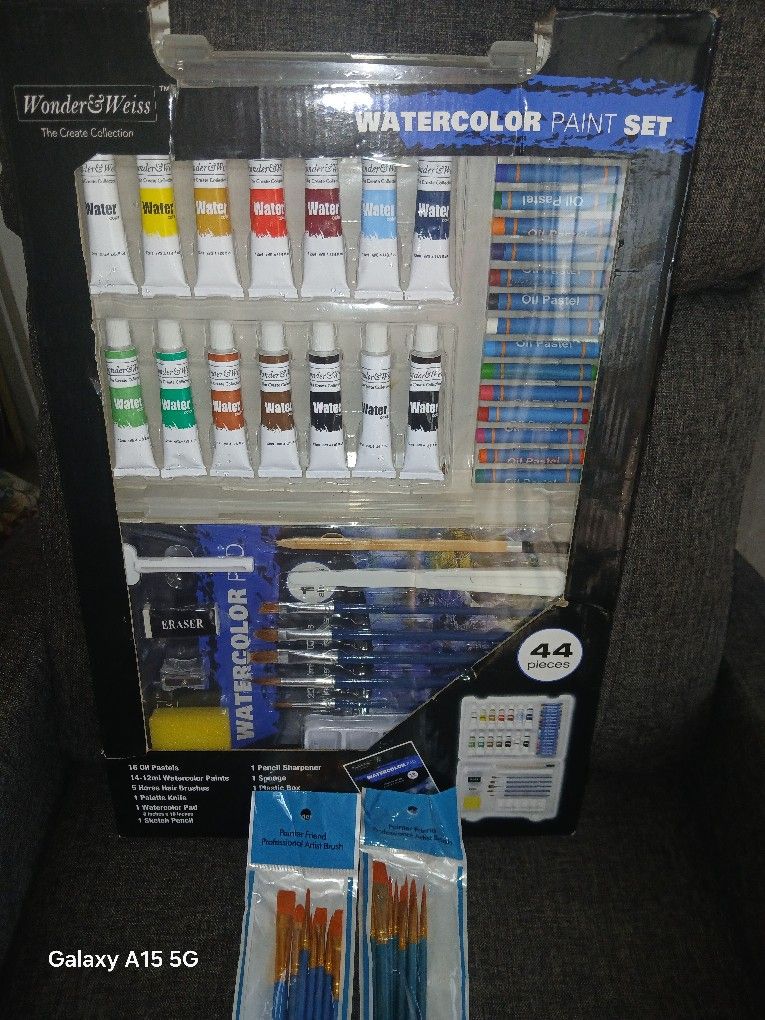 Watercolor Paint Set