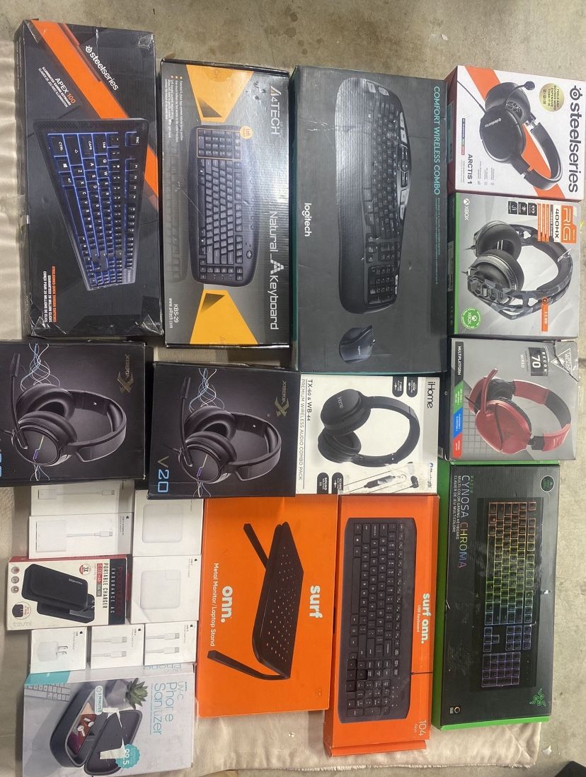 Electric Lot headsets Keyboards