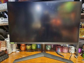 LG 27GL850-B 27” 1440p 144Hz Gaming Monitor