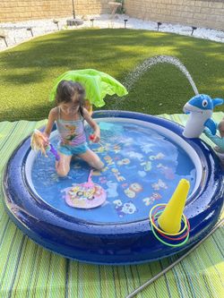 Kiddie Pool Water Splashing Toy NEW