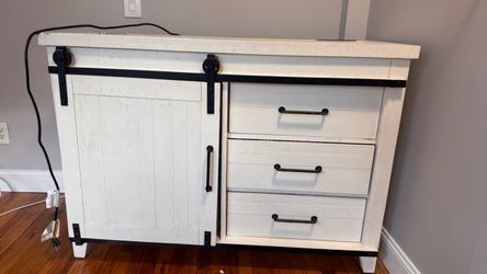Dresser with Barn Door