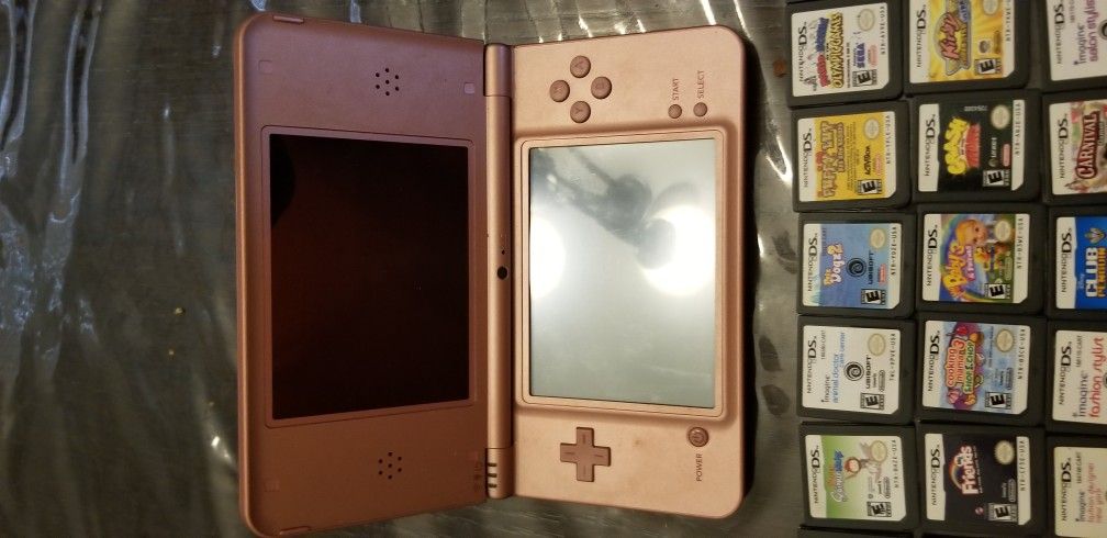 Nintendo Dsi XL for Sale in Long Beach, CA - OfferUp