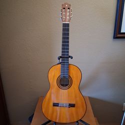 Yamaha G-245S II Nylon guitar with Pickups