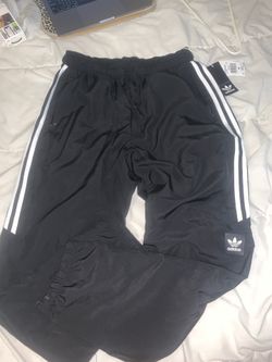 ADIDAS CLASSIC PANTS SIZE MEDIUM MEN