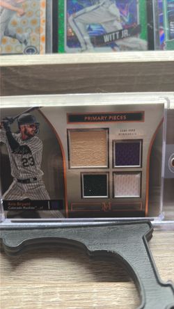 Kris Bryant numbered  12/49 primary pieces game used