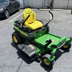 John Deer Riding Mower Z320M ZTrak™ Mower with 42-in.