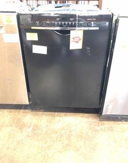 Brand New Bosch Dishwasher (Model:SHE3AR76UC) Q0F32