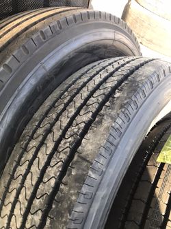 COMMERCIAL TRUCK AND TRAILER TIRES. LLANTAS PARA CAMIÓN Y TRAILA