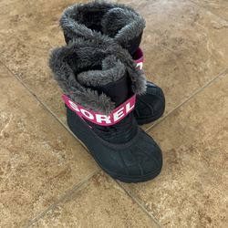 Kids Sorel Snow boots Used Once!