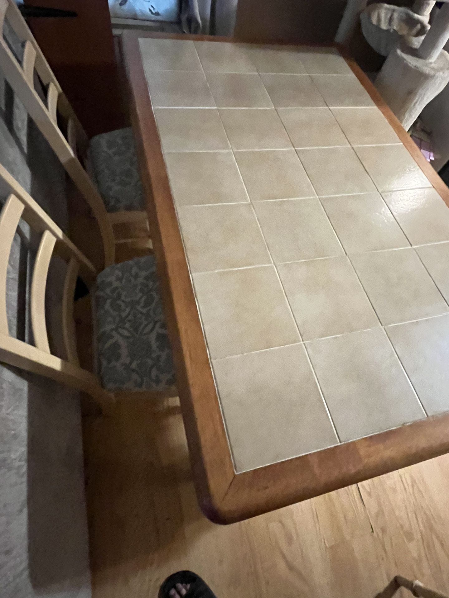 Beautiful vintage Tile-Top Dining Table with 4 sturdy chairs