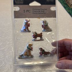 Christmas Pooches By Carole Towne