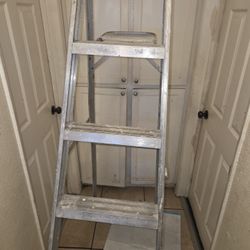 Escalera 6 Feet Y 6 Escalones Aluminio 