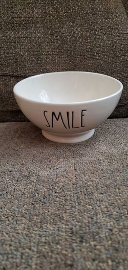 Rae dunn bowl smile dishes kitchen dinnerware dishware