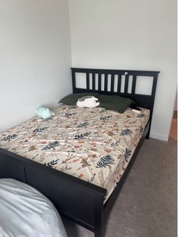 Queen size mattress + bed frame