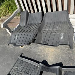 Jeep Grand Cherokee L floor Mats 